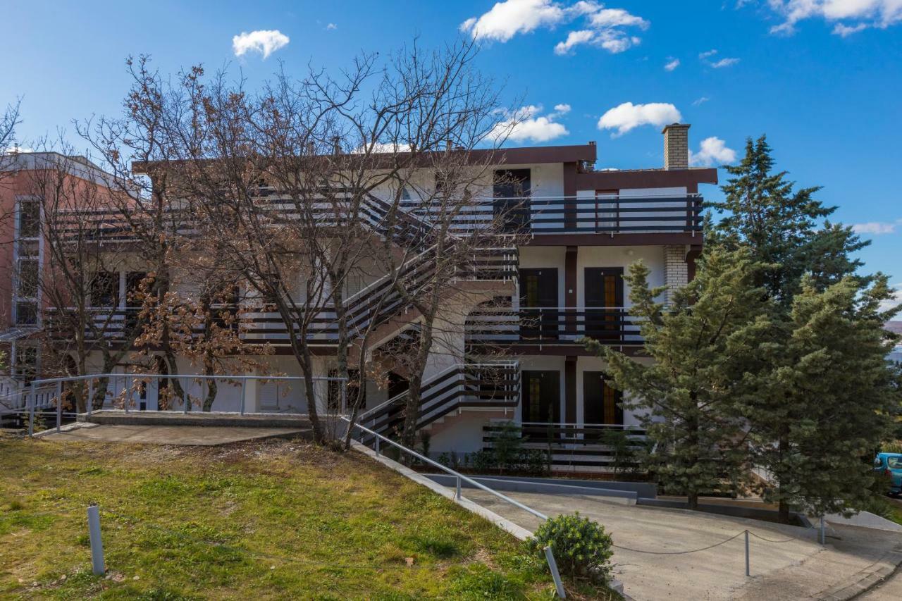 Apartmani Milan Crikvenica Exteriér fotografie
