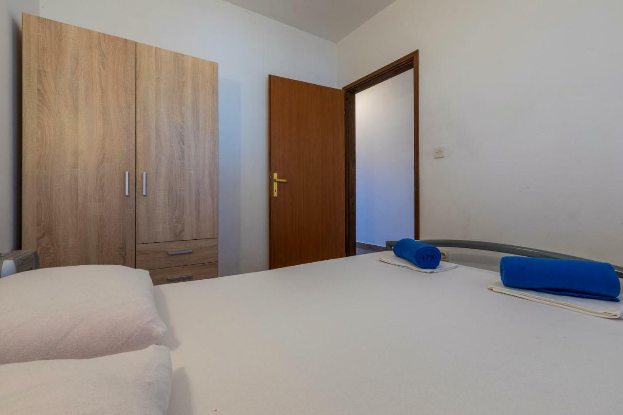 Apartmani Milan Crikvenica Exteriér fotografie